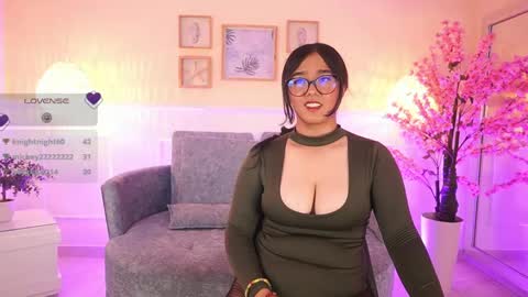Snapshot of violetjonesx chatting on 11, 5, 2026 violetjonesx online show from 11, 5, 2026
