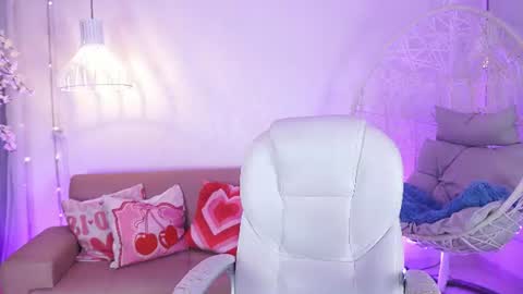 Snapshot of violetjonesx chatting on 13, 6, 2026 violetjonesx online show from 13, 6, 2026