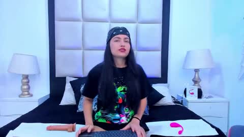 Snapshot of violetrousse chatting on 16, 2, 2025 Violet Rousse online show from 16, 2, 2025