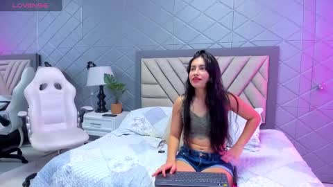 Snapshot of violetrousse chatting on 20, 2, 2025 Violet Rousse online show from 20, 2, 2025