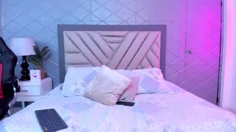 Snapshot of violetrousse chatting on 25, 2, 2025 Violet Rousse online show from 25, 2, 2025