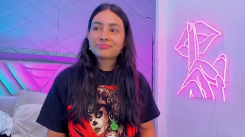 Snapshot of violetrousse chatting on 21, 11, 2025 Violet Rousse online show from 21, 11, 2025