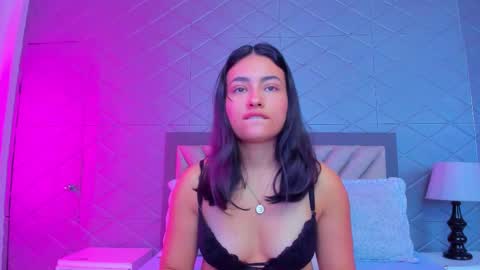 Snapshot of violetrousse chatting on 9, 2, 2026 Violet Rousse online show from 9, 2, 2026