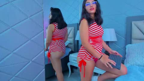 Snapshot of violetrousse chatting on 13, 2, 2026 Violet Rousse online show from 13, 2, 2026