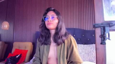 Snapshot of violetrousse chatting on 17, 2, 2026 Violet Rousse online show from 17, 2, 2026