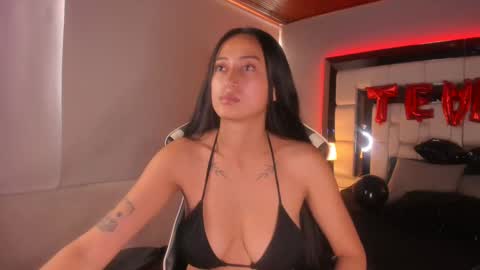 Snapshot of violetskinny chatting on 18, 2, 2025 violetskinny online show from 18, 2, 2025