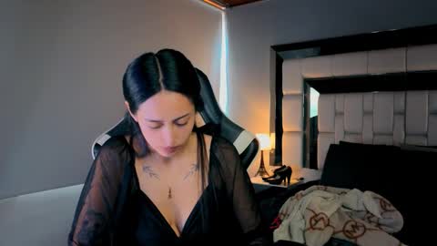 Snapshot of violetskinny chatting on 3, 3, 2026 violetskinny online show from 3, 3, 2026