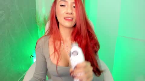 Snapshot of violetsky1_ chatting on 28, 5, 2026 VioletSky online show from 28, 5, 2026