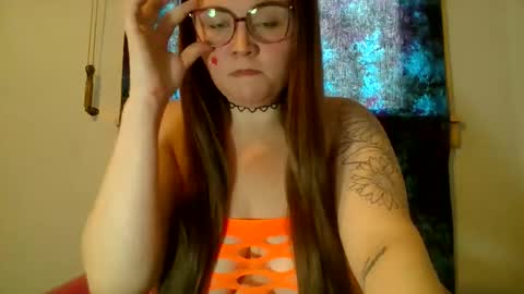 Snapshot of violetsunflower chatting on 23, 5, 2026 VioletSunflower online show from 23, 5, 2026