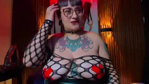 violett_8 online show from 25, 7, 2026