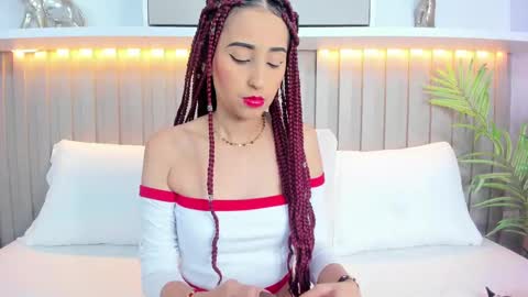 Snapshot of violett_rabbit_ chatting on 29, 9, 2025 Violett online show from 29, 9, 2025