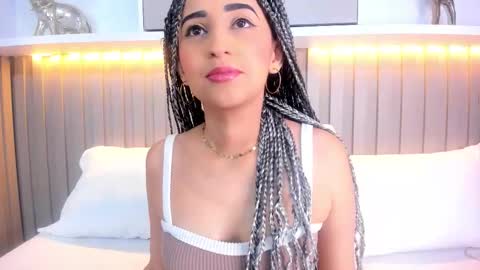 Snapshot of violett_rabbit_ chatting on 24, 10, 2025 Violett online show from 24, 10, 2025