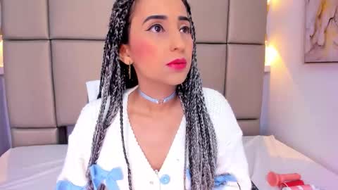 Snapshot of violett_rabbit_ chatting on 29, 11, 2025 Violett online show from 29, 11, 2025