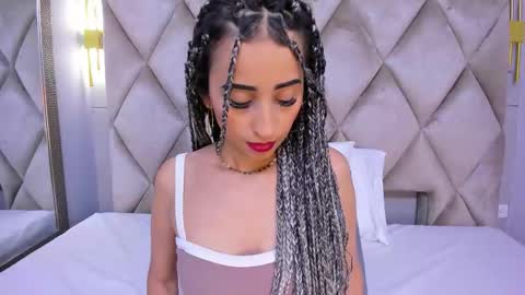 Snapshot of violett_rabbit_ chatting on 6, 1, 2026 Violett online show from 6, 1, 2026