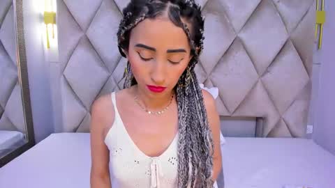 Snapshot of violett_rabbit_ chatting on 17, 1, 2026 Violett online show from 17, 1, 2026