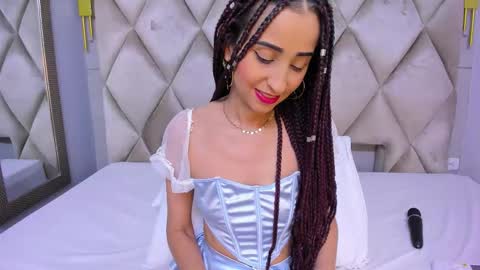 Snapshot of violett_rabbit_ chatting on 3, 3, 2026 Violett online show from 3, 3, 2026