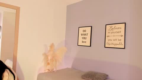 violetta_bold online show from 6, 3, 2025