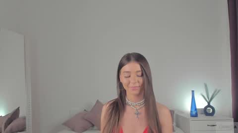 violetta_finch online show from 3, 2, 2025
