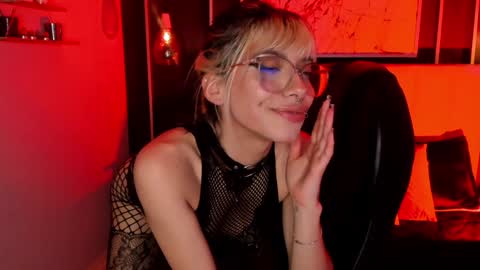 Violetta nur online show from 16, 1, 2025