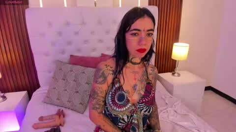 violettaalemida online show from 23, 9, 2025