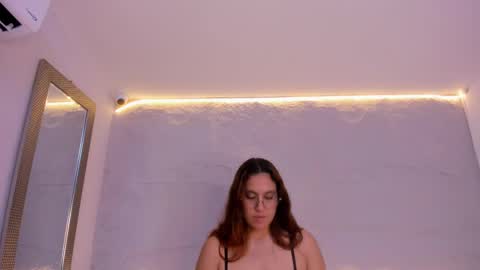 Violetta  online show from 22, 1, 2025