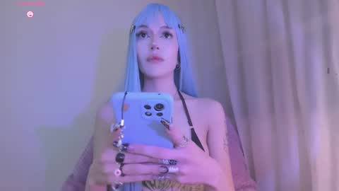 Violett online show from 4, 3, 2025