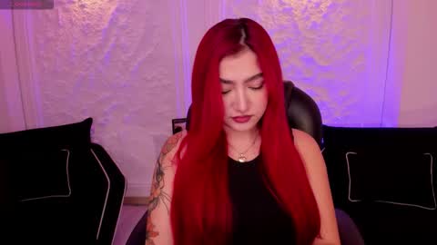 Violett Castel online show from 18, 10, 2025