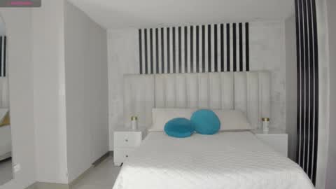 Violett Castel online show from 21, 3, 2026