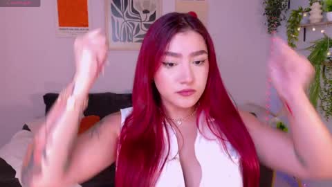 Violett Castel online show from 23, 4, 2026