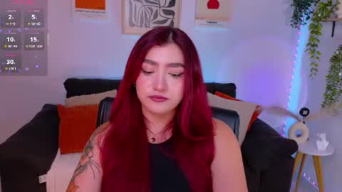 Violett Castel online show from 25, 7, 2026