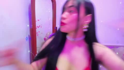 Snapshot of violette_laurent chatting on 12, 5, 2026 violette_laurent online show from 12, 5, 2026