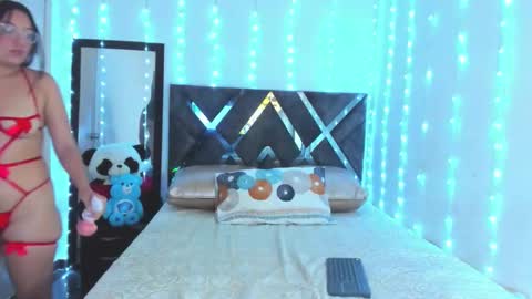 Snapshot of violette_stone chatting on 15, 2, 2026 Violette Stone online show from 15, 2, 2026