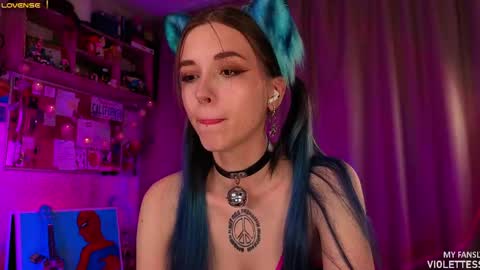 Vi  Best on my Fansly  online show from 23, 4, 2026