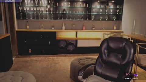 Violett  online show from 6, 2, 2025