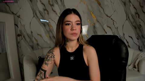 Violett  online show from 13, 9, 2025