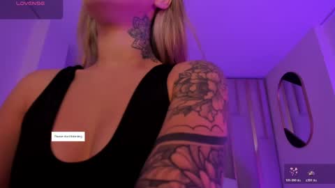 Violett  online show from 27, 4, 2026