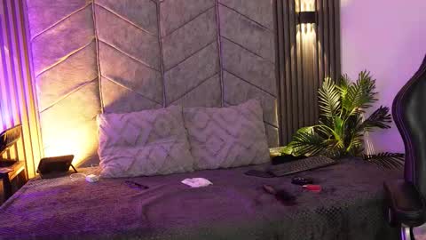 viollettebylyly online show from 7, 2, 2026