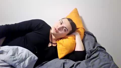 Snapshot of virgorian_enigma chatting on 1, 10, 2025 priscilla online show from 1, 10, 2025