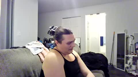 Snapshot of virgorian_enigma chatting on 3, 10, 2025 priscilla online show from 3, 10, 2025