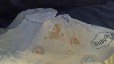 Snapshot of vitel2000 chatting on 8, 10, 2025 Marie online show from 8, 10, 2025