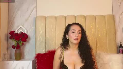 VIVIANA DOMINGUEZ online show from 10, 7, 2026