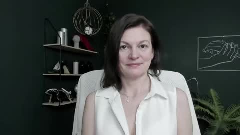 Snapshot of vivian_dream chatting on 17, 4, 2026 Vivian online show from 17, 4, 2026