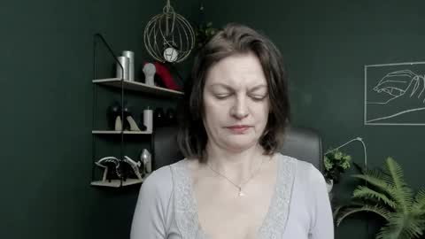 Snapshot of vivian_dream chatting on 24, 4, 2026 Vivian online show from 24, 4, 2026