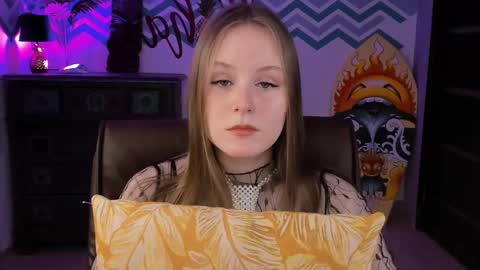 Vivien online show from 2, 3, 2025