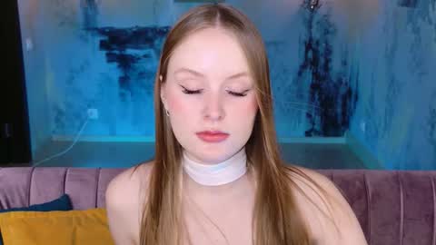 Vivien online show from 5, 11, 2025