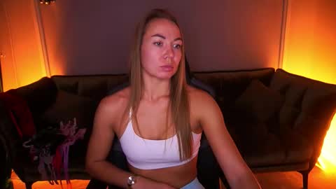 Ur Lady online show from 5, 11, 2025