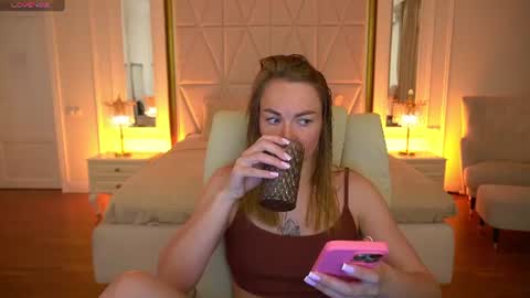 Ur Lady online show from 10, 6, 2026