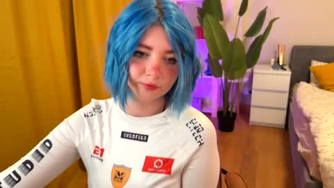 Snapshot of vixenp chatting on 2, 12, 2024 Polly Online mostly at 9pm-2am UK Time online show from 2, 12, 2024