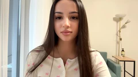 Snapshot of vixy_luna chatting on 3, 4, 2026 Miss Mia online show from 3, 4, 2026