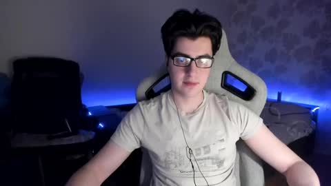 Snapshot of vlad1605 chatting on 27, 5, 2026 Martin online show from 27, 5, 2026